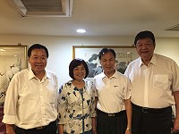 劉增應、陳雪生、張永江19日下午拜會國發會主委陳美伶就2018年2項重大建設,建購3千噸離島客貨輪地方非自償性配合款部分經費及南北竿跨海大橋興建計畫綜合規劃費尋求支持。(圖:連江縣政府)
