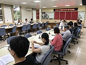 　連江縣中長程縣政發展計畫討論會議21日舉行，由各局處提出相關建設計畫。（圖／文：吳嘉榮）