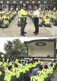 　馬祖戰鬥營正式展開，縣長劉增應熱情歡迎大家來訪並致贈西瓜，期許學子們用心學習，為自己的青春留下珍貴的回憶。（圖／文：吳嘉榮）