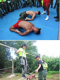 上圖:中等學校健美選手鄭遠承學員與海龍蛙兵一同操作蛙人操。下圖:學員在兩棲連助教的看護下體驗突擊吊橋。(圖/文:張炘獻)
