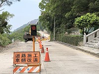 遵守號誌　勿闖紅燈　（圖與文：陳鵬雄）