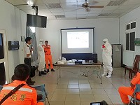 大陸地區非洲豬瘟疫情大爆發,海、岸巡加強防檢作為,邀專家蒞隊指導相關防疫措施。(圖:馬祖岸巡隊)