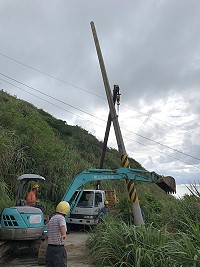 　大坵電纜斷裂，台電展開緊急搶修作業，預估3個星期內恢復島上供電。（圖／文：陳鵬雄）