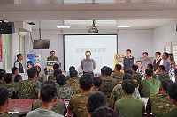 i幸福、選舉不買票、不賣票、要檢舉!馬祖地區檢警調反賄選列車啟動,首站前往國軍部隊宣導。(圖:連江地方檢察署)