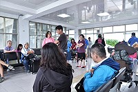 　海上交通停航，過去幾天南竿-東引島際直升機航班的乘客之中，非設籍馬祖的觀光客人數是明顯增加。（圖／文：陳其敏） 