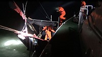 　近日東北季風減弱，海象轉好，大陸陸船趁夜昏暗越界漁撈，馬祖海巡鐵腕押回偵辦。（圖：馬祖海巡隊）