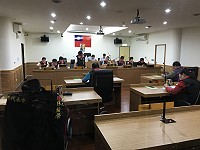 　南竿鄉代會第10屆第8次定期大會26日開議，由鄉長陳振國進行施政報告。（圖／文：吳嘉榮）