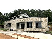 　大澳山首間民間投資的「雲記書齋」民宿主體完工。（圖／文：陳鵬雄）