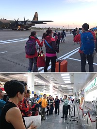 縣府、南竿航空站4日申請C-130軍機1架次,疏運旅客人潮,唱名購票及旅客搭乘拍照留念。(圖:吳嘉榮)