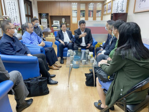 推動離島興建示範住宅,立委陳雪生30日與議長張永江、縣府秘書長張龍德與陸軍司令部、國防部軍備局、財政部國有財產署召開國軍土地釋出協調會議。(圖:立委陳雪生服務處)