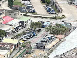 　北竿鄉推動示範住宅案公所初步選擇塘岐馬鼻灣停車場、北竿鄉代會對面及上村莒光園地等區域。（圖／文：陳鵬雄）