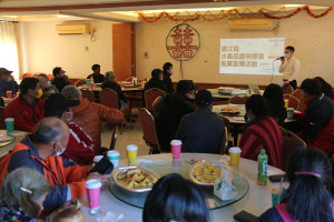　縣府產發處召開連江縣水產品證明標章推廣宣傳說明會，鼓勵養殖和餐廳業者加入標章行列或使用認證產品。（圖／文：吳嘉榮）