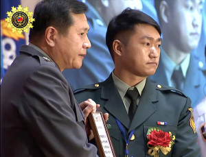 賀 馬防部龔宇豐上兵榮獲文藝金像獎優選