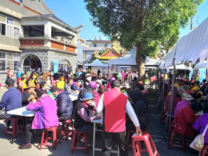 桃園市馬祖同鄉會11月成立關懷據點4日寒冬送暖活動。(圖:桃園市馬祖同鄉會)