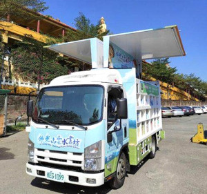 雲水書坊雲水書車預定9日抵達馬祖,佛光山提供2155本書讓馬祖鄉親借閱;文化處將強化功能成為行動圖書館,提供更多閱讀服務。(圖:縣府文化處)