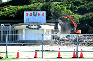 新舊更替。(圖與文:陳其敏)