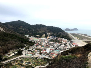 　北竿示範住宅選址聚焦塘岐怡園及靶場後，接下來土地取得及使用分區變更成為關鍵。（圖／文：陳鵬雄）