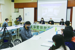 　農委會辦理農業淨零排放系列座談－在地參與連江場，針對馬祖地區農民、農業團體等對象進行說明並蒐集回饋意見。（圖／文：吳嘉榮）