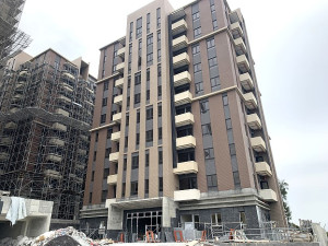 　仁愛段147示範住宅、社會住宅新建統包工程，預計112年4月18日竣工，目前工程進度60.76%。（圖／文：馮紹夫）