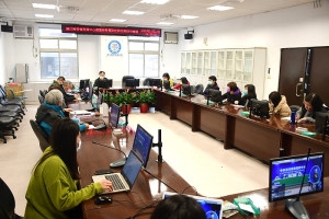 　防疫會議，中央宣布維持二級至2月7日，縣長劉增應提醒不可掉以輕心，春節期間各防疫單位維持警戒，有狀況立即開會研議解決。（圖／文：曹重偉）