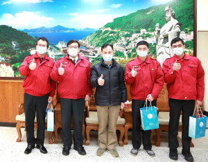 縣長劉增應接見消防局3位新任分隊長:曹劍平、鄭尹翔、紀博鈞,歡迎3位加入為民服務工作,提供縣民更優質的服務。(圖/文:曹重偉)