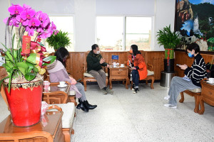 　馬祖國際藝術島記者團9日抵馬，縣長劉增應接受中央廣播電台記者專訪，闡述國際藝術島願景，歡迎國內外友人來見證馬祖華麗轉身。（圖／文：曹重偉）