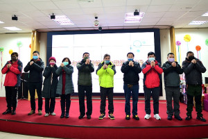 東引鄉111年新春聯誼茶會、摸彩活動,吸引眾多鄉親參與,氣氛熱烈!(圖/文:陳其敏)