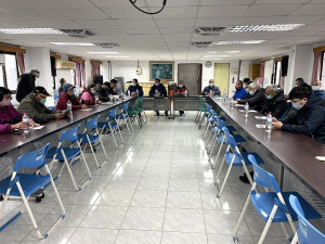 　工務處17日在北竿召開新設客運浮動碼頭地方說明會。（圖／文：陳鵬雄）