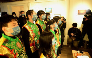 　東引島--與那國島交流活動，雙方透過雲端及傳統特色表演，搭起友誼的橋梁。（圖／文：陳其敏）