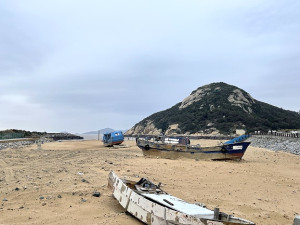 　小船墳場。（圖與文：陳鵬雄）