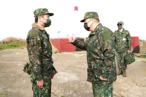 司令對官兵精實表現表示肯定。 (圖/文:莊媛婷)