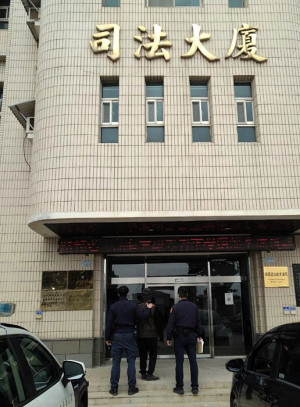 　喝酒駕車零容忍，酒過三巡送監牢；連江地檢署28日將一名酒駕累犯拘提到案，並依法發監執行。（圖：連江地檢署）