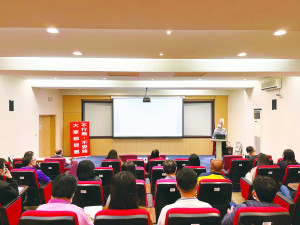 政風處辦理實務採購課程,聚焦於政府採購各階段作業方式及常見錯誤行為態樣,期能讓學員更認識採購實務。(圖:政風處)