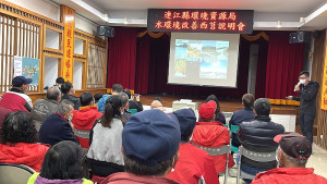 　連江縣水環境改善計畫說明會23日在莒光鄉公所3樓會議室舉行，希望聽聽鄉親意見，作為提案規劃參考。（圖／文：宋幸儒）