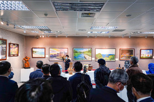 福建更生保護會在金門機場舉辦浯洲尚藝美展、太武更生饗宴,地區由秘書長張龍德、更保會董事陳國禮等專程赴金門參加。(圖:福建更生保護會)