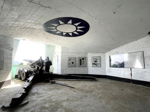 　北竿短坡山坑道景區具軍事特色，開放至今已有近4千人次申請入內參觀。（圖／文：陳鵬雄）