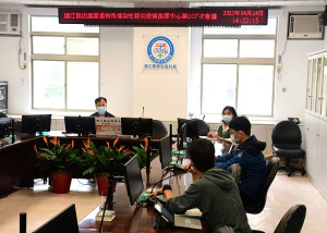 　連江縣疫情指揮中心24日公布無新增確診個案，指出地區這波疫情已在控制緩解之中，台灣疫情仍持續升溫，提醒鄉親落實防疫新生活。（圖／文：曹重偉）