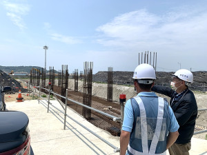 　縣長劉增應26日前往現勘地區重大工程。（圖／文：馮紹夫）