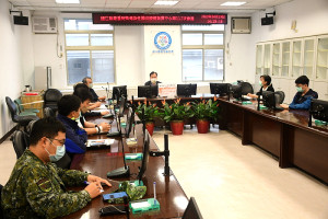 　疫情指揮中心29日第112次會議公布新增8位確診（3男5女、均尚未取號），分別為南竿7名（軍人2名）、北竿1名（軍人1名）。（圖／文：曹重偉）