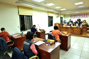 　東引鄉民代表會第11屆第7次定期大會最後一天會議，進行提案審查。（圖／文：陳其敏）