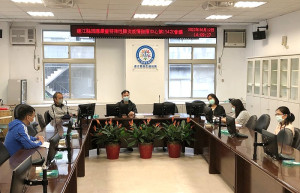 　縣疫情指揮中心昨天召開第155次會議，公布新增20名確診（男18、女2），所在地南竿鄉11例、東引鄉7例、北竿鄉2例。（圖／文：曹重偉）
