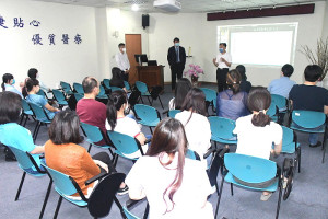 　針對坊間關心連江縣確診率高居離島之首，且已超過全國平均值，縣長劉增應7日回應目前防疫重點是輕重分流及提供最佳醫療照顧。（圖／文：曹重偉）