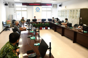 　指揮中心15日召開第168次防疫會議，公布新增27名確診，案例分布南竿鄉22例、北竿鄉5例。（圖／文：曹重偉）