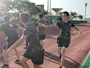 每位選手卯足全力,為單位爭取佳績。(圖:陳凱煜)