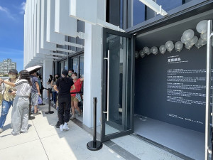 　文博會5日正式開展，馬祖館開幕由秘書長張龍德主持，指出馬祖館有3大主軸、4款特調、5感體驗，歡迎感受酒文化釀造的島嶼故事。（圖：文化處）