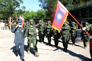 廖指揮官主持閱兵儀式。(圖:鍾惟同)