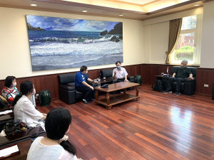 　海洋大學校長許泰文、台灣世曦董事長施義芳拜會縣長劉增應。（圖／文：馮紹夫）
