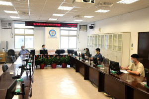　指揮中心26日召開第180次防疫會議，公布新增10名確診，案例分布南竿7例、北竿2例、東引1例；累計共2931位病患康復解隔。（圖／文：曹重偉）