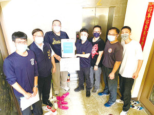 縣府針對本縣6層樓以上無使用執照建築物,免費提供智慧型無線連動式住宅用火災警報器。(資料圖)