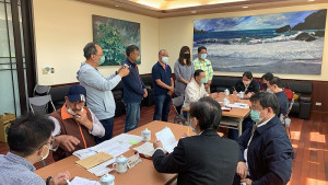 　監委陳景峻、蕭自佑26日抵馬巡察並受理陳情，縣長劉增應反映民意爭取小三通復航。（圖／文：馮紹夫）